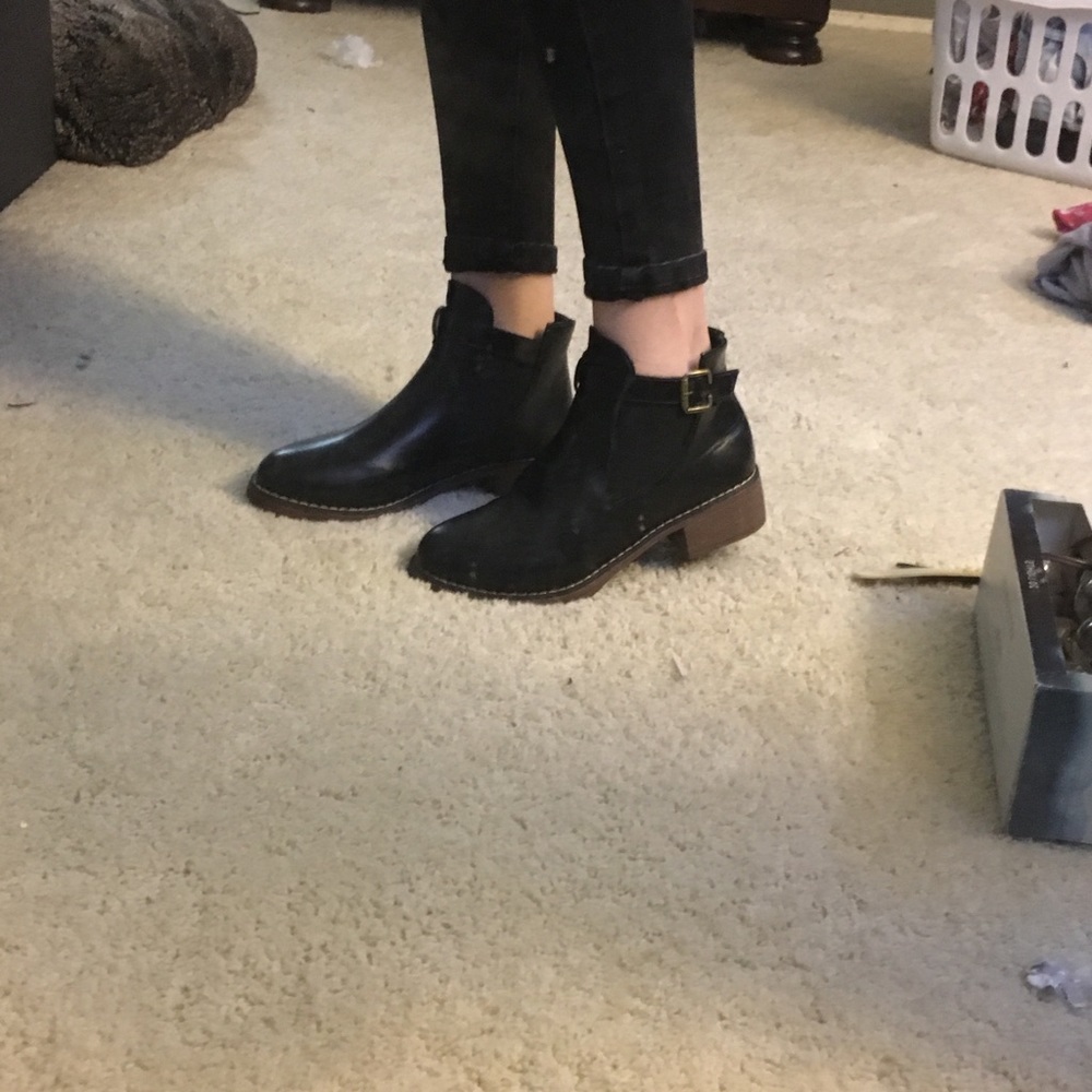 Booties - Picture 5 of 5
